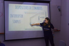 Oficina de Elétrica para mulheres