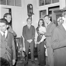 Homenagem à Rainha dos Calouros