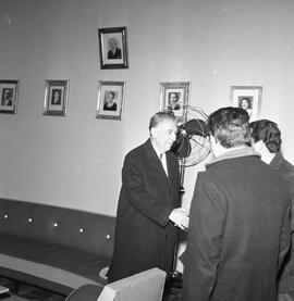 Solenidade de Entrega do Título Honoris Causa ao Ministro da Educação pela Faculdade de Economia ...