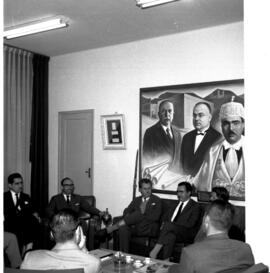 Comissão de contabilistas em visita ao Reitor Mariano da Rocha Filho