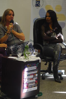 Diálogos  - Travestis e Transsexuais na Educação: acesso permanência e formação