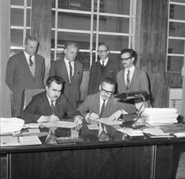 Assinatura de Convênio entre UFSM e Centro Cultural Brasil-Estados Unidos