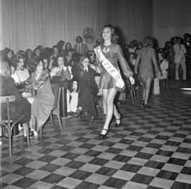 Baile de Escolha da Rainha Universitária 1972