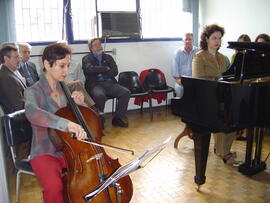 Inauguração de pianos no CAL