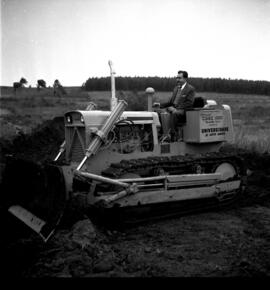 Abertura de estradas na Cidade Universitária