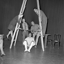 Comédia da Escola de Teatro Leopoldo Fróes