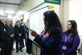 Inauguração de um novo sequenciador de biologia molecular