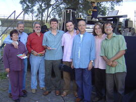 Exposição de Artes e Show no Restaurante Universitário