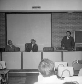 Conferência de Professor Visitante do Curso de Farmácia