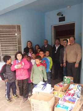 Entrega de doações do II Concerto da Temporada Oficial