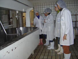 Visita a Laboratório e Usina de Laticínios do CCR