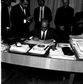 Assinatura de convênio entre USP e USM