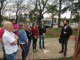 Visita dos servidores do Departamento de Arquivo Geral a Exposição Memória na Pista