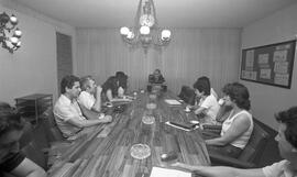 Reunião da APUSM, ABS e DCE no Gabinete do Reitor