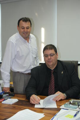 Atividades administrativas no Gabinete do Reitor