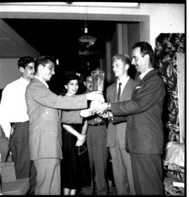 Alunos da Medicina – Entrega de prêmios por Trevilar